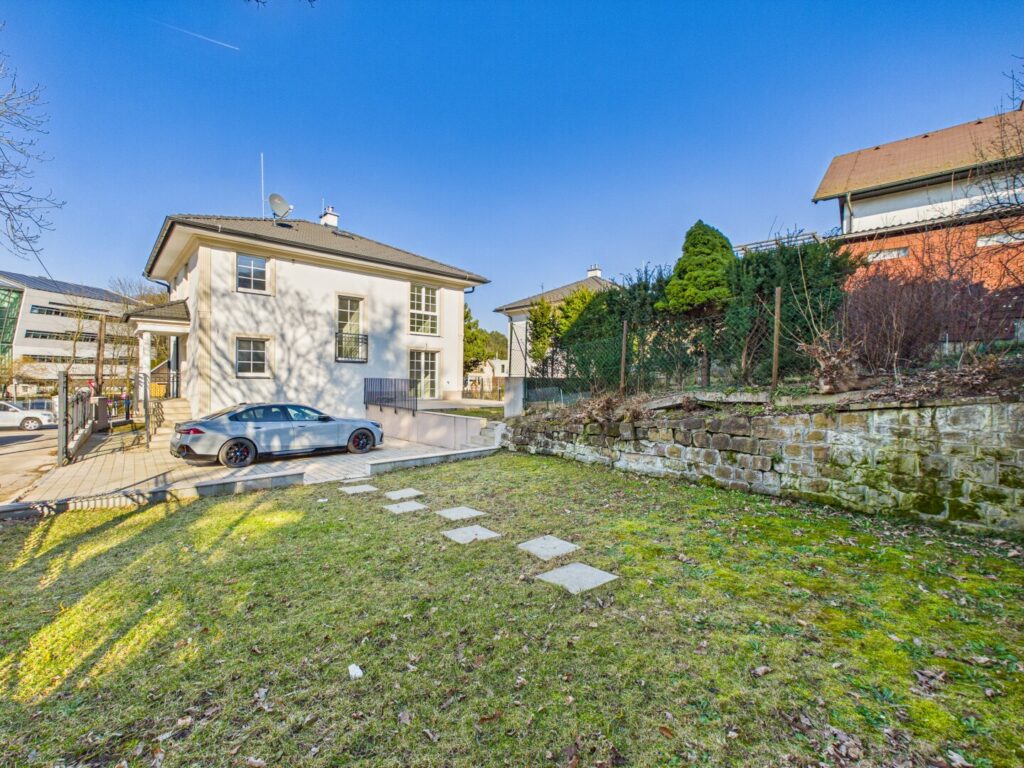 Gartenansicht Haus 1