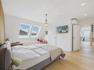 Schlafzimmer 2
