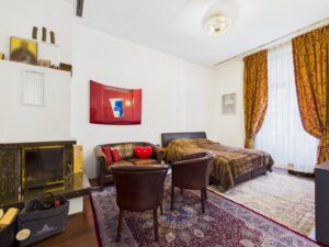 Schlafzimmer 1